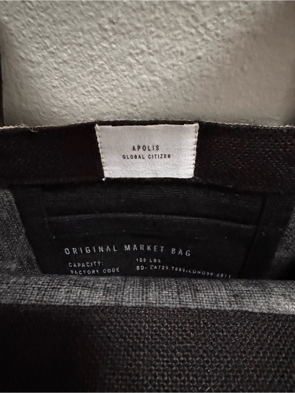 Meet Me At The Plaza Black & Natural Tote Bag NWTO - Picture 7 of 14